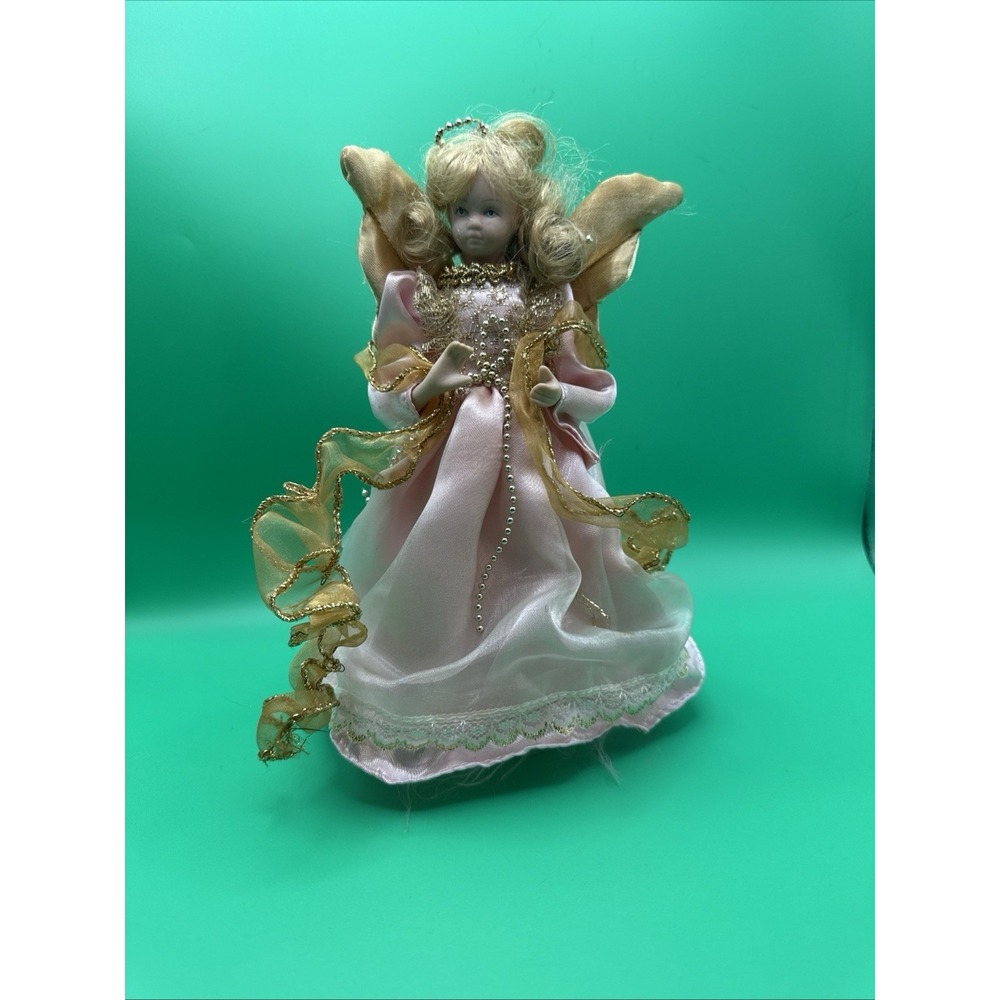 VNTG 8"‎ Battery operated Lighted Angel Figurine